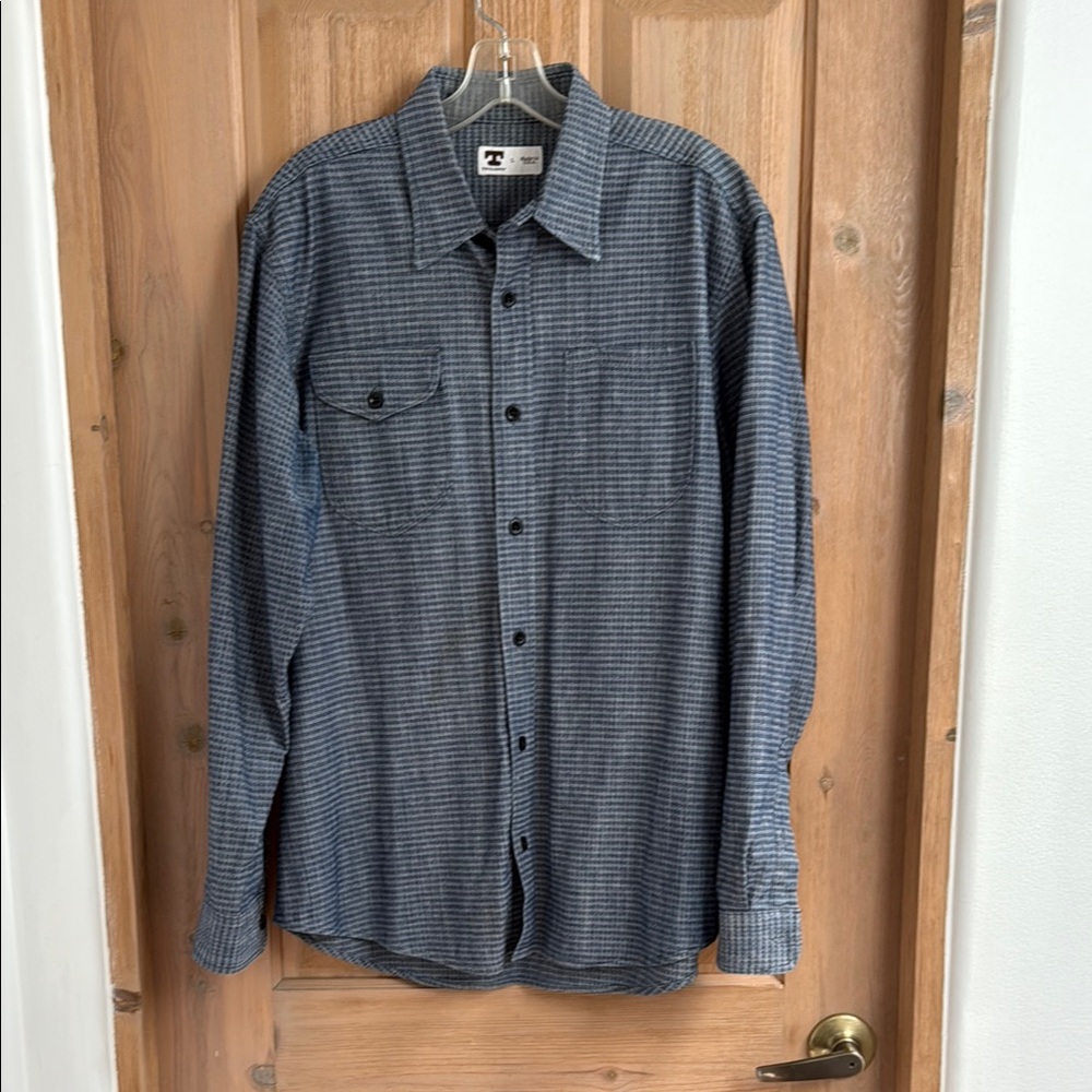 Tellason Button-Up Shirt